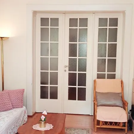 Apartment Happy Garden Belgrade